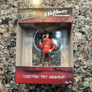 NWT OFFICIALLY LICENSED Nightmare on Elm Street Freddy Krueger Hallmark Ornament